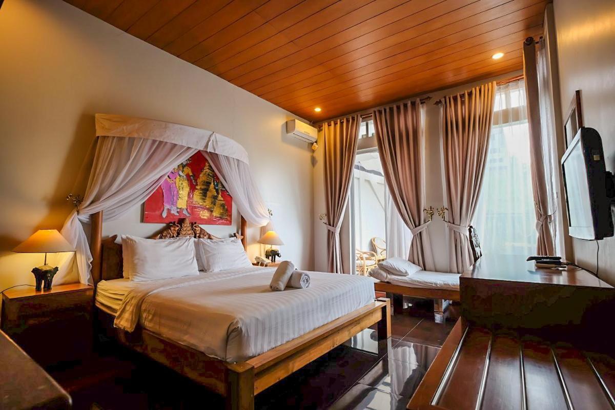 Rumah Stroberi Organic Farm & Family Lodge Lembang Εξωτερικό φωτογραφία